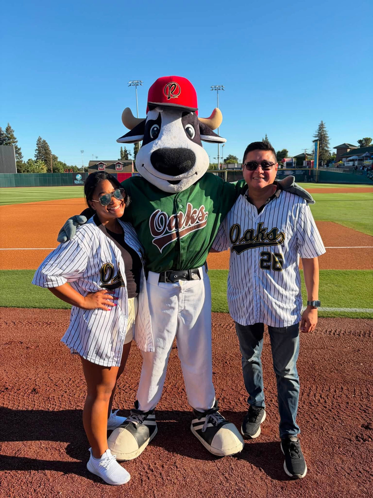 Visalia Oaks 1.jpg